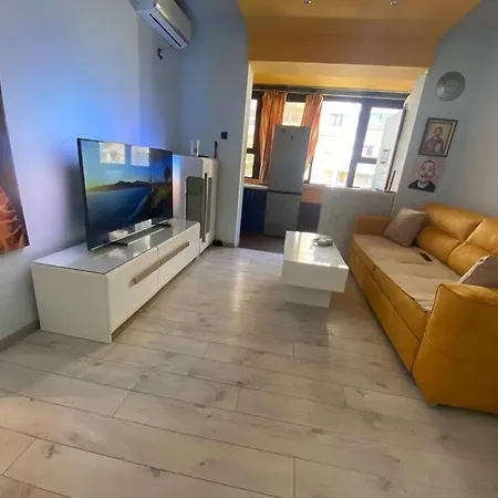 Apartament 23