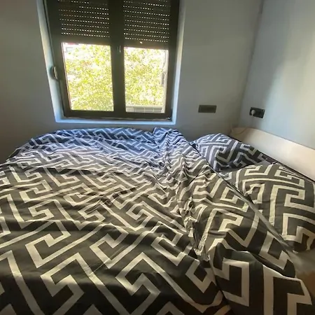 23 Apartment